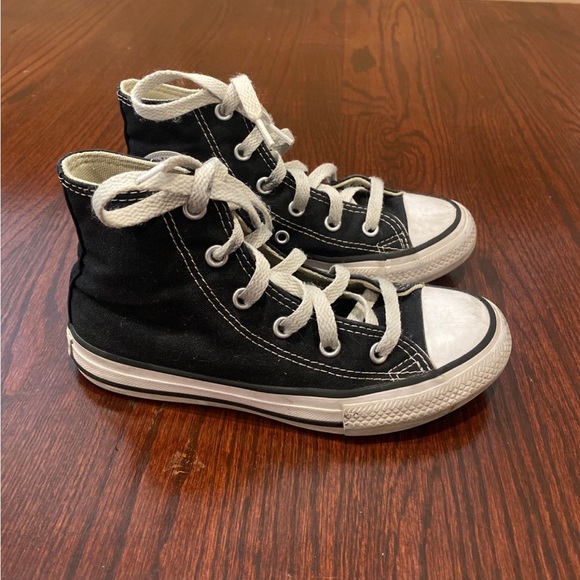 Chuck Taylor All Star size 13 - Picture 2 of 5